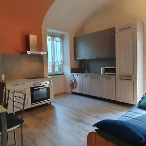 La Casa Degli Archi , Tavarone Italia